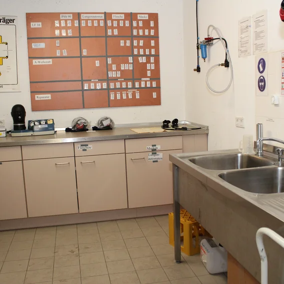 4_01_Atemschutzwerkstatt.JPG