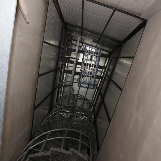 6_03_Schlauchwaschanlage.JPG